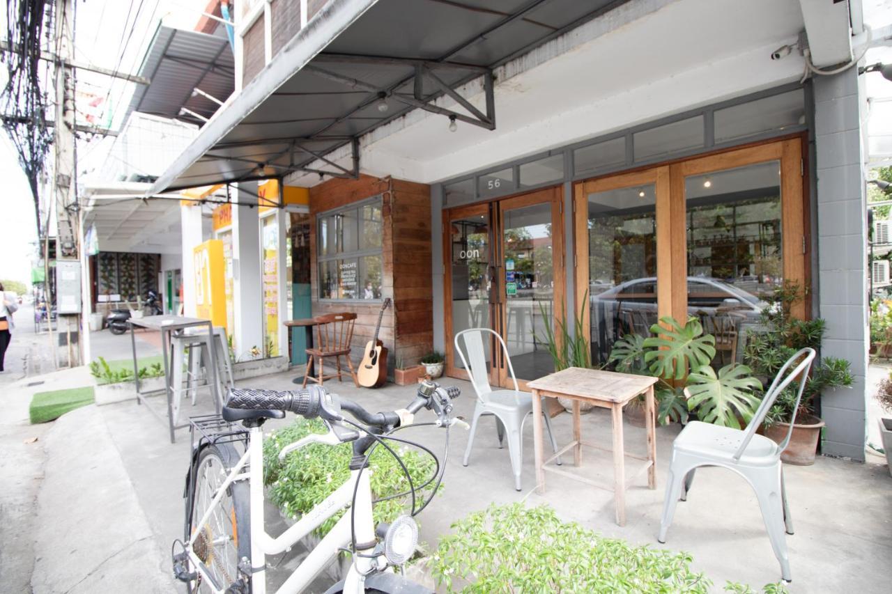 Hostel Oon Poshtel X Cafe Chiang Mai Zewnętrze zdjęcie