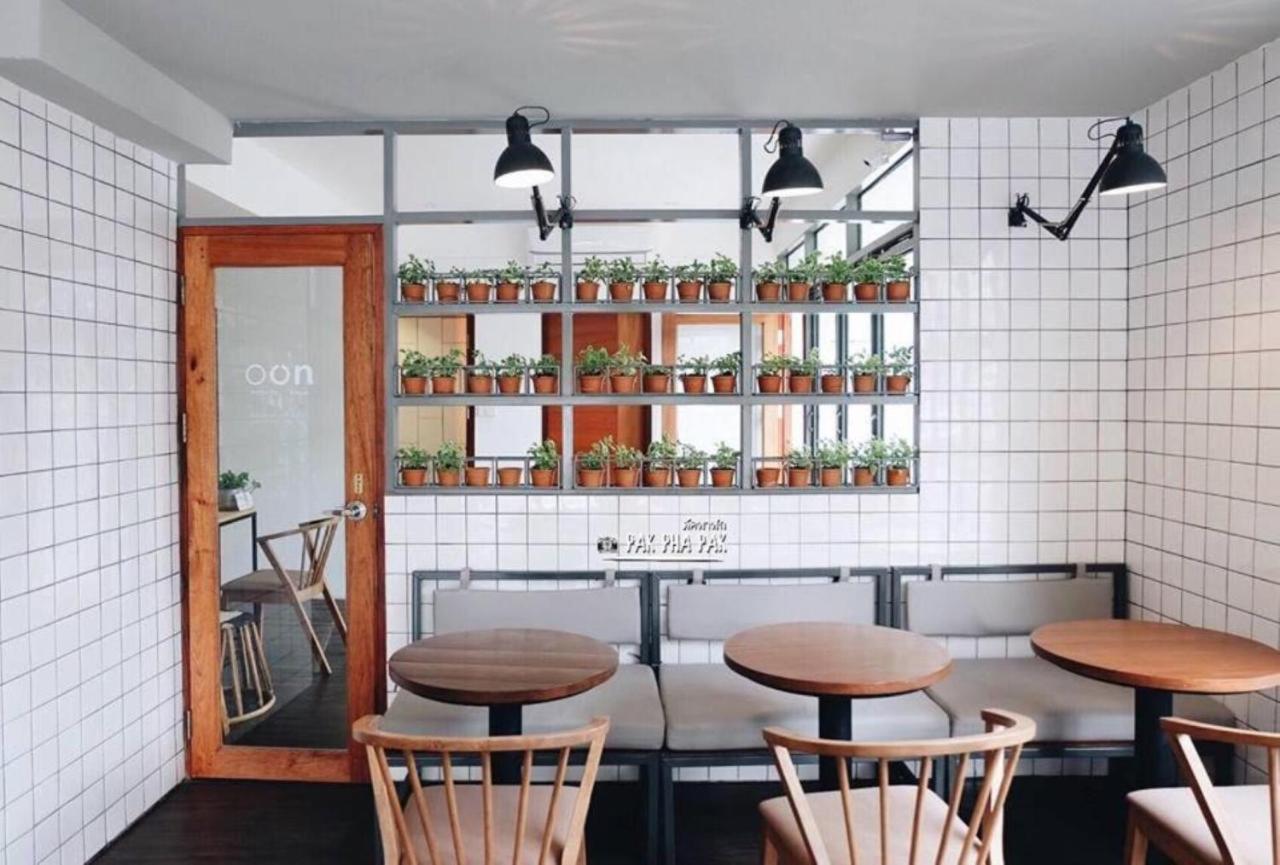 Hostel Oon Poshtel X Cafe Chiang Mai Zewnętrze zdjęcie