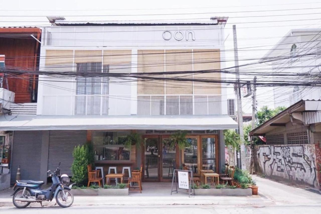 Hostel Oon Poshtel X Cafe Chiang Mai Zewnętrze zdjęcie