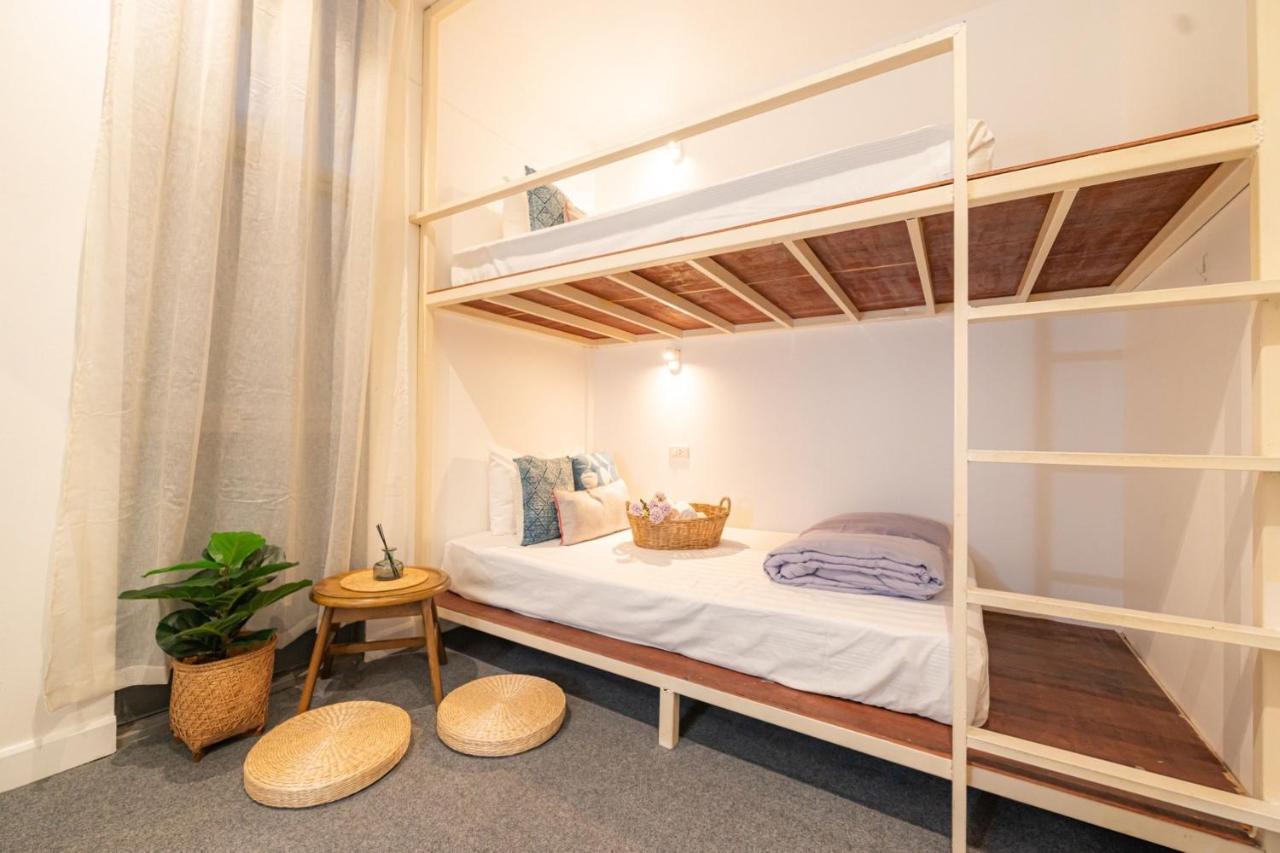 Hostel Oon Poshtel X Cafe Chiang Mai Zewnętrze zdjęcie