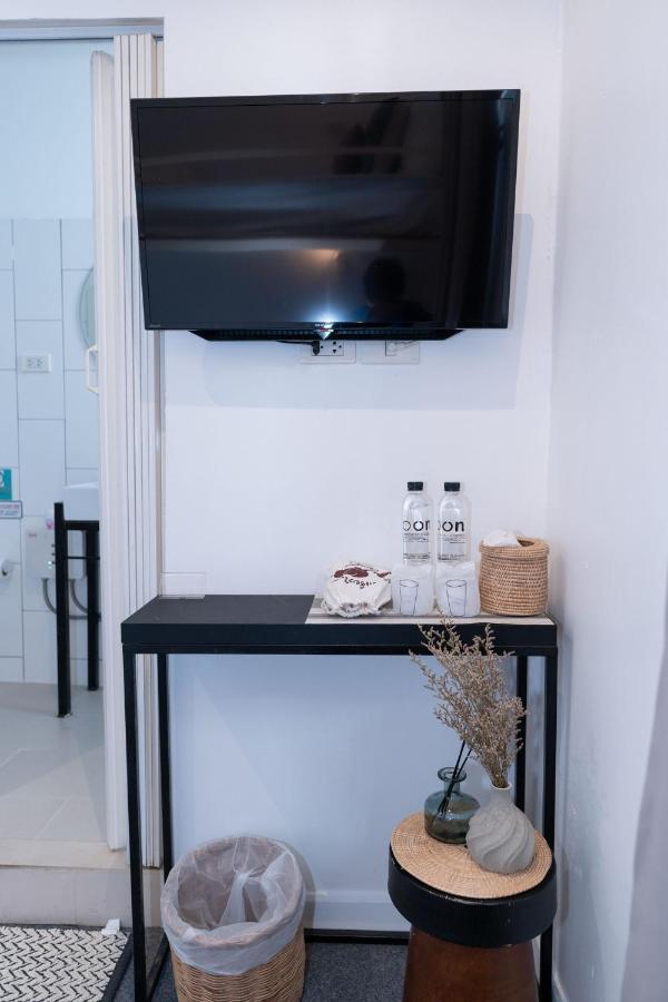 Hostel Oon Poshtel X Cafe Chiang Mai Zewnętrze zdjęcie