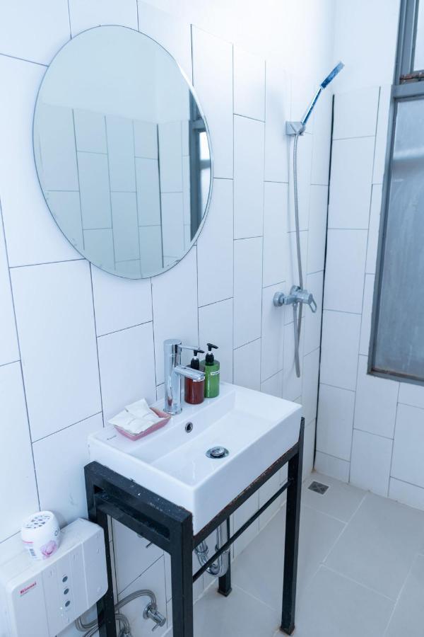 Hostel Oon Poshtel X Cafe Chiang Mai Zewnętrze zdjęcie